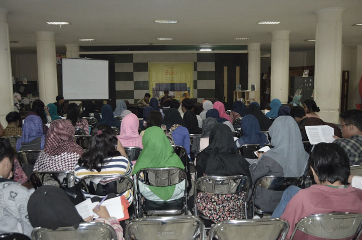 Acara Bedah Buku Oleh Arkea